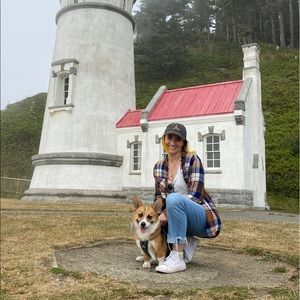 Meet your Posher, Alyssa